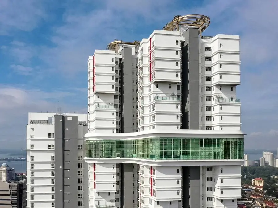 Tri Tower Apartment